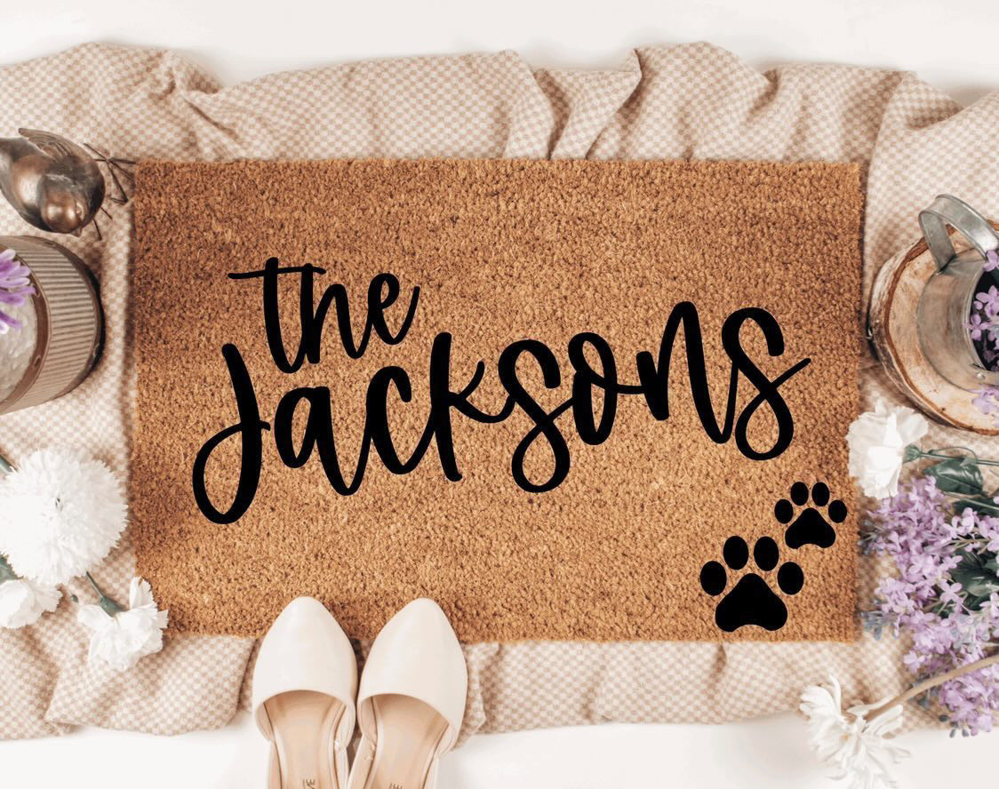 Family Name With Paw Prints