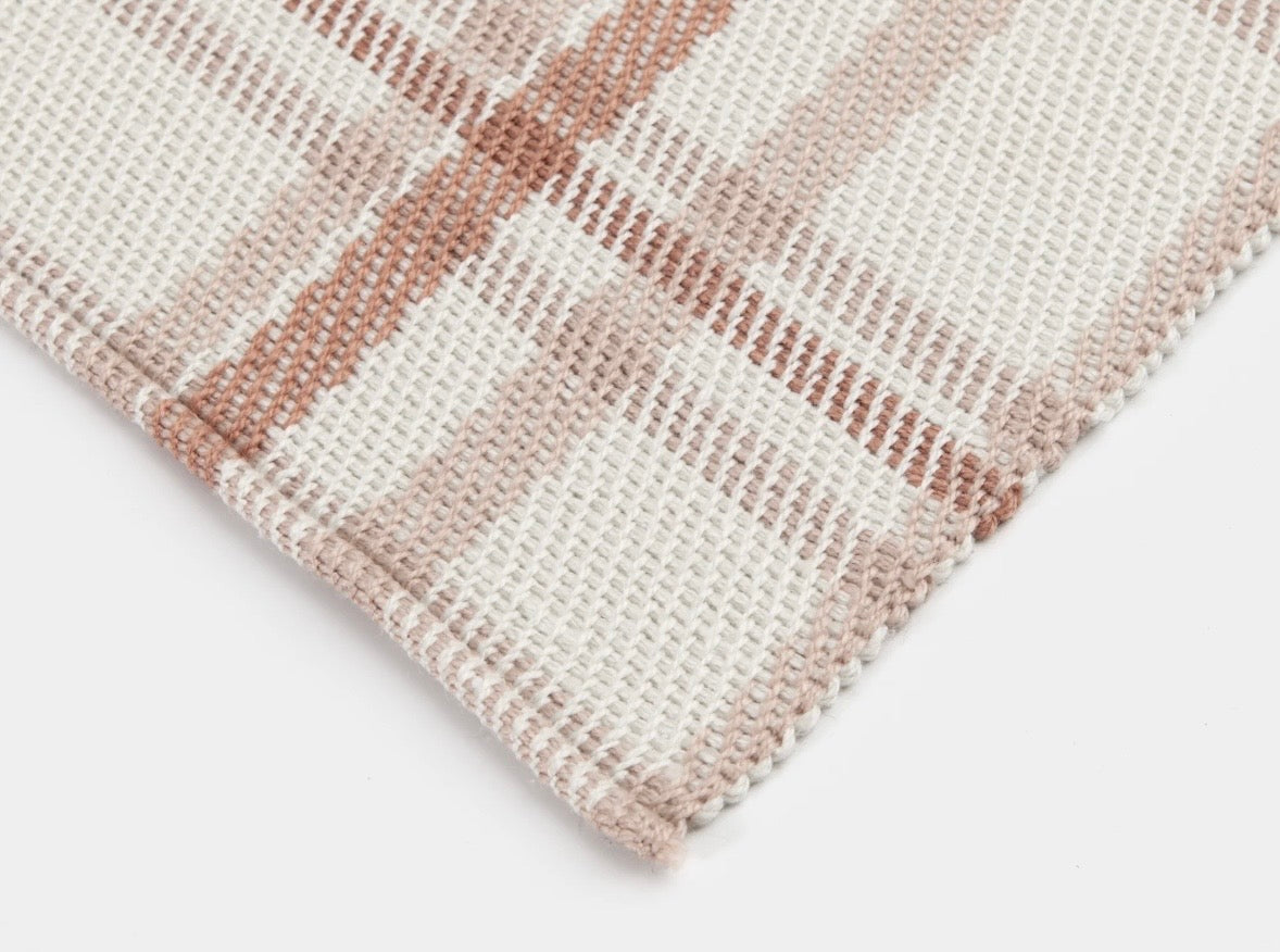 Rose Windowpane Layering Rug