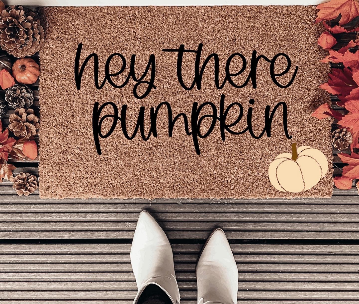 Hey There Pumpkin -Neutral