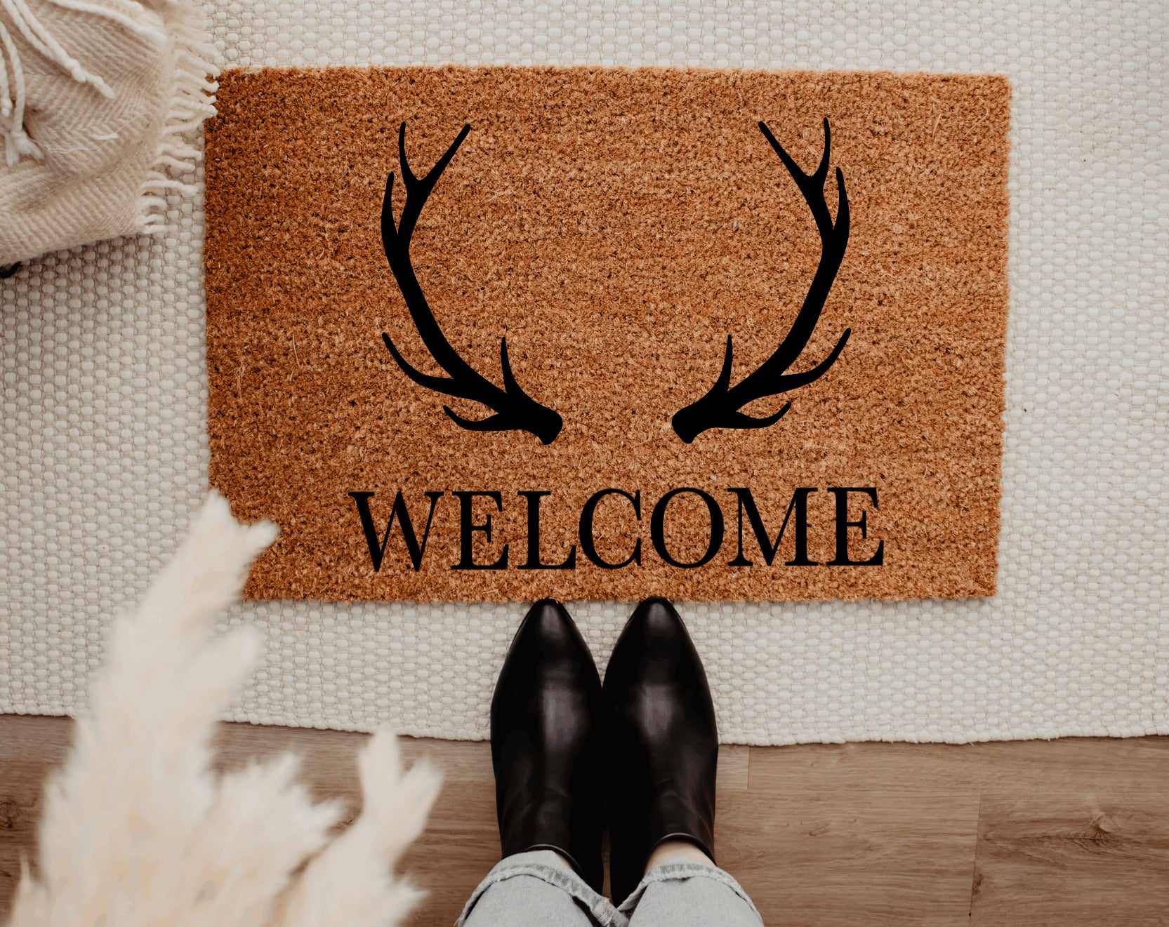 Welcome Rustic Antlers