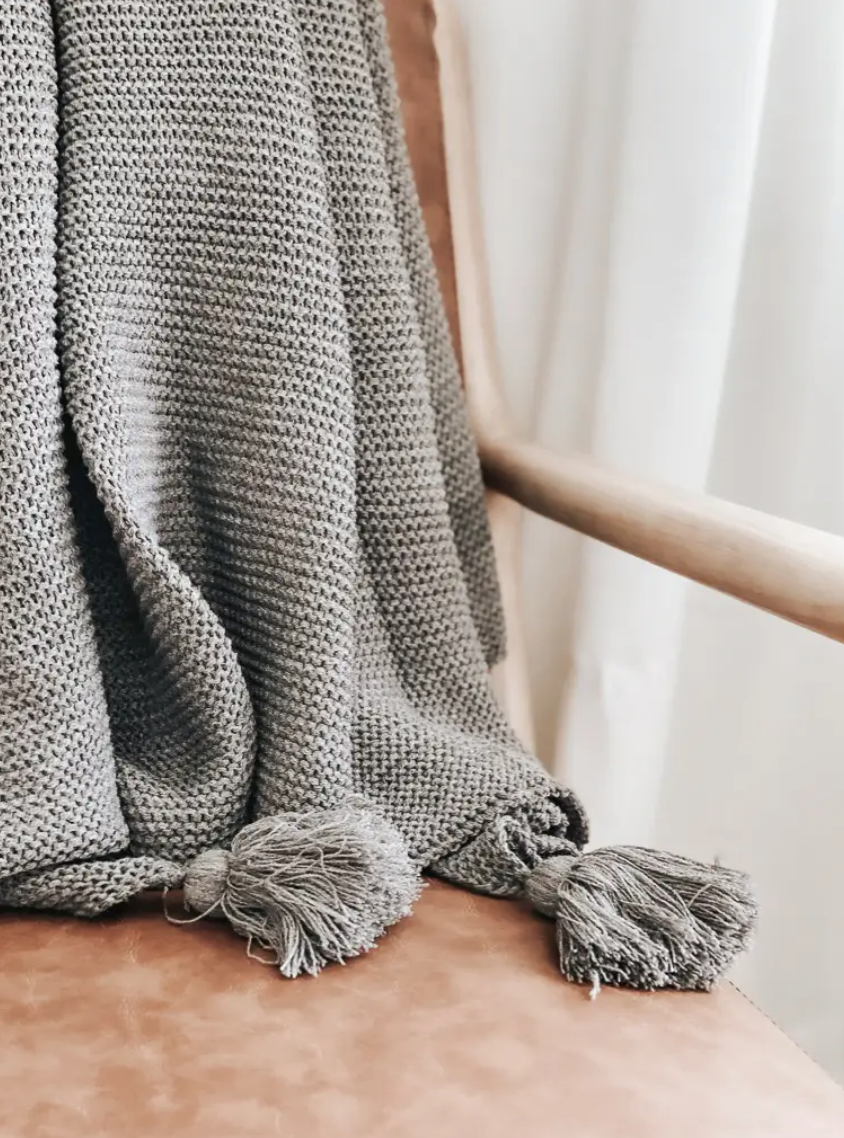 Knit Throw Blanket With Tassels